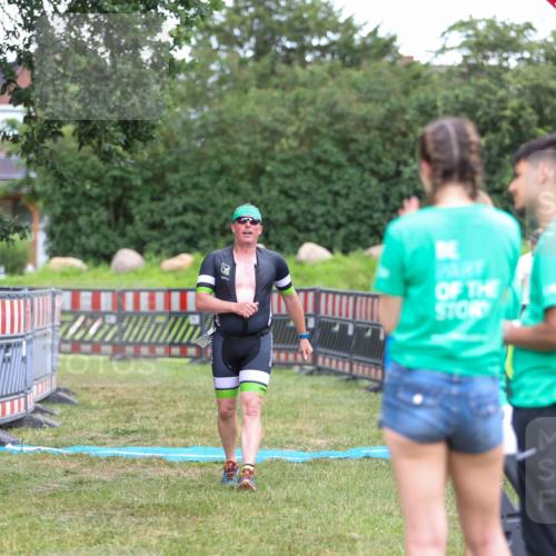 21.06.2026 - 29. Vierlanden-Triathlon Andreas Tolksdorf http://msf.ph/oto/9916647 21.06.2026 14:37:12 Ziel 1174, 1210 meine-sportfotos.de