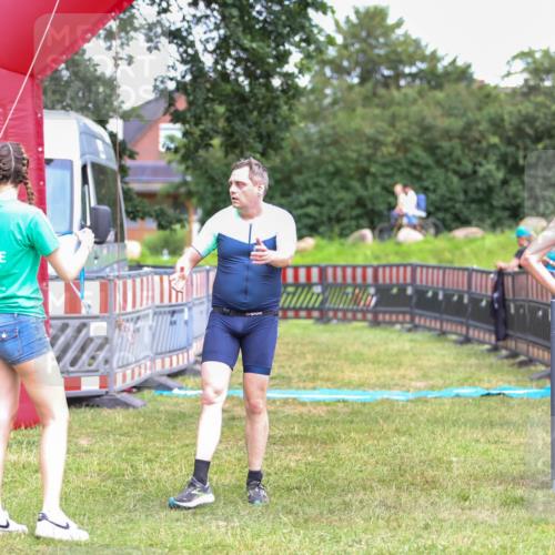 21.06.2026 - 29. Vierlanden-Triathlon Andreas Tolksdorf http://msf.ph/oto/9916692 21.06.2026 14:41:22 Ziel 1189 meine-sportfotos.de