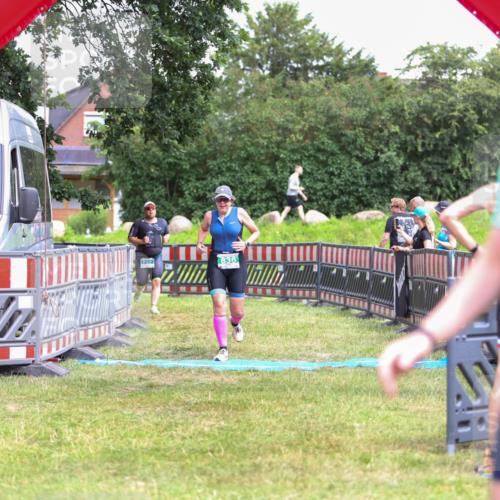 21.06.2026 - 29. Vierlanden-Triathlon Andreas Tolksdorf http://msf.ph/oto/9916717 21.06.2026 14:41:35 Ziel 836, 1202 meine-sportfotos.de