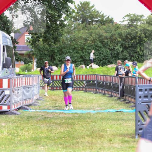 21.06.2026 - 29. Vierlanden-Triathlon Andreas Tolksdorf http://msf.ph/oto/9916721 21.06.2026 14:41:35 Ziel 836, 1202 meine-sportfotos.de