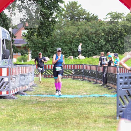 21.06.2026 - 29. Vierlanden-Triathlon Andreas Tolksdorf http://msf.ph/oto/9916722 21.06.2026 14:41:35 Ziel 836, 1202 meine-sportfotos.de