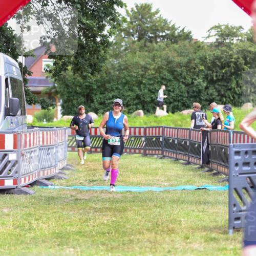 21.06.2026 - 29. Vierlanden-Triathlon Andreas Tolksdorf http://msf.ph/oto/9916726 21.06.2026 14:41:35 Ziel 836, 1202 meine-sportfotos.de