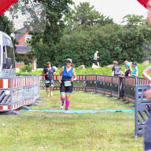21.06.2026 - 29. Vierlanden-Triathlon Andreas Tolksdorf http://msf.ph/oto/9916727 21.06.2026 14:41:35 Ziel 836, 1202 meine-sportfotos.de