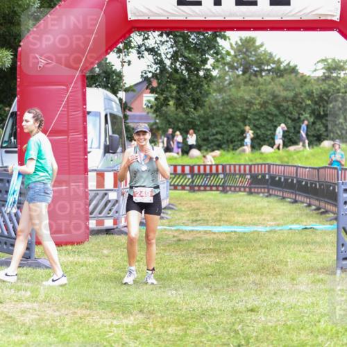 21.06.2026 - 29. Vierlanden-Triathlon Andreas Tolksdorf http://msf.ph/oto/9916752 21.06.2026 14:42:50 Ziel 249 meine-sportfotos.de