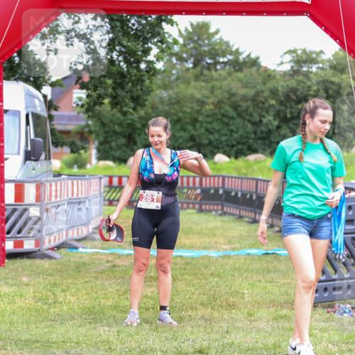 21.06.2026 - 29. Vierlanden-Triathlon Andreas Tolksdorf http://msf.ph/oto/9916805 21.06.2026 14:45:52 Ziel  meine-sportfotos.de