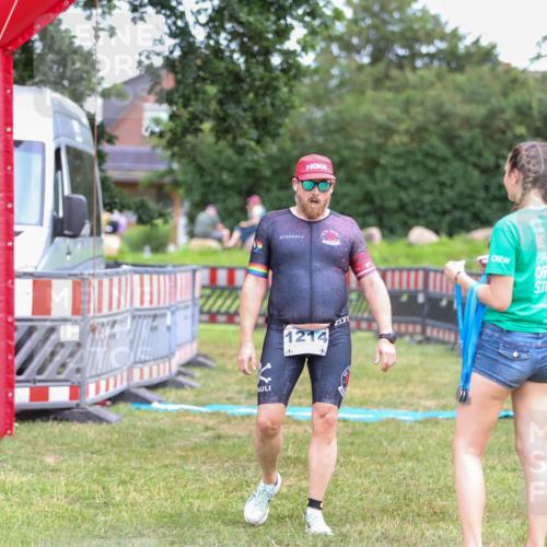 21.06.2026 - 29. Vierlanden-Triathlon Andreas Tolksdorf http://msf.ph/oto/9916836 21.06.2026 14:47:02 Ziel 276, 1214 meine-sportfotos.de