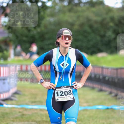 21.06.2026 - 29. Vierlanden-Triathlon Andreas Tolksdorf http://msf.ph/oto/9916875 21.06.2026 14:47:32 Ziel  meine-sportfotos.de