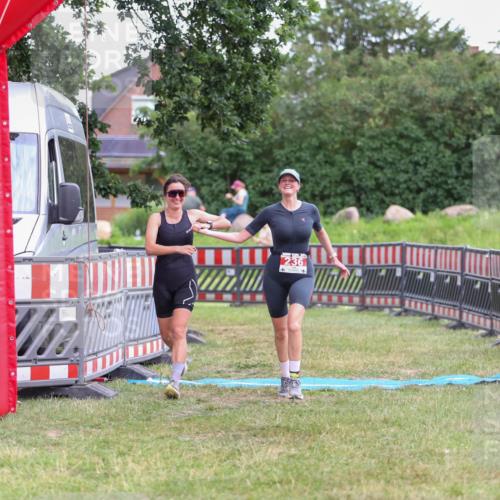 21.06.2026 - 29. Vierlanden-Triathlon Andreas Tolksdorf http://msf.ph/oto/9916921 21.06.2026 14:50:49 Ziel 236 meine-sportfotos.de