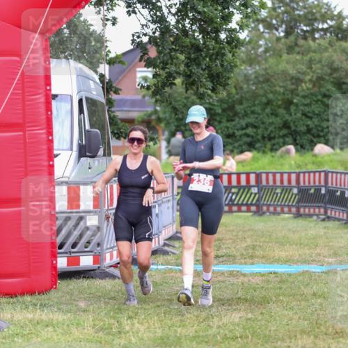 21.06.2026 - 29. Vierlanden-Triathlon Andreas Tolksdorf http://msf.ph/oto/9916935 21.06.2026 14:50:50 Ziel 236 meine-sportfotos.de