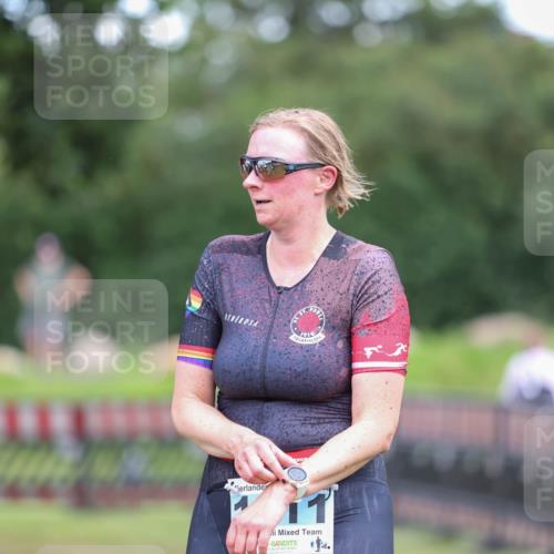 21.06.2026 - 29. Vierlanden-Triathlon Andreas Tolksdorf http://msf.ph/oto/9916950 21.06.2026 14:55:42 Ziel  meine-sportfotos.de
