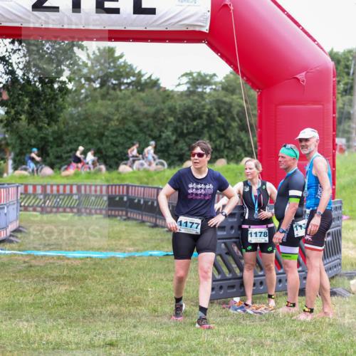 21.06.2026 - 29. Vierlanden-Triathlon Andreas Tolksdorf http://msf.ph/oto/9916963 21.06.2026 14:57:17 Ziel  meine-sportfotos.de