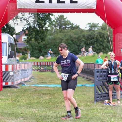21.06.2026 - 29. Vierlanden-Triathlon Andreas Tolksdorf http://msf.ph/oto/9916975 21.06.2026 14:57:19 Ziel  meine-sportfotos.de