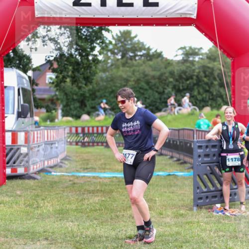 21.06.2026 - 29. Vierlanden-Triathlon Andreas Tolksdorf http://msf.ph/oto/9916976 21.06.2026 14:57:19 Ziel  meine-sportfotos.de