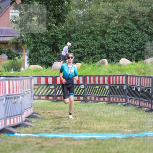21.06.2026 - 29. Vierlanden-Triathlon Andreas Tolksdorf http://msf.ph/oto/9917049 21.06.2026 15:05:31 Ziel 1252 meine-sportfotos.de