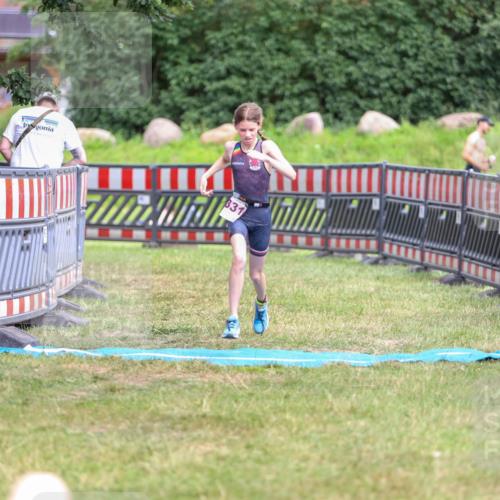 21.06.2026 - 29. Vierlanden-Triathlon Andreas Tolksdorf http://msf.ph/oto/9917089 21.06.2026 15:06:45 Ziel 1331 meine-sportfotos.de