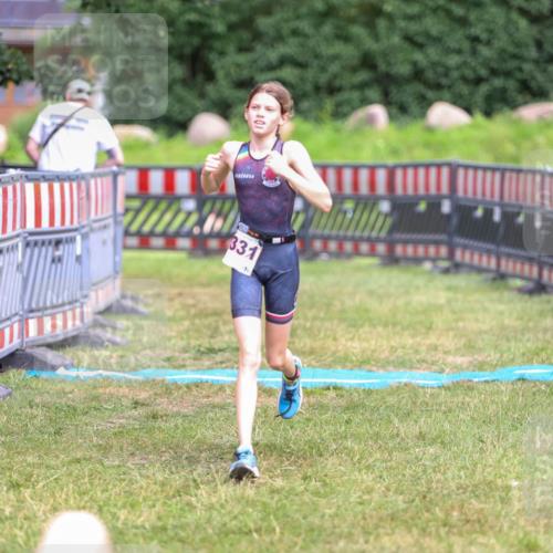 21.06.2026 - 29. Vierlanden-Triathlon Andreas Tolksdorf http://msf.ph/oto/9917102 21.06.2026 15:06:46 Ziel 1331 meine-sportfotos.de