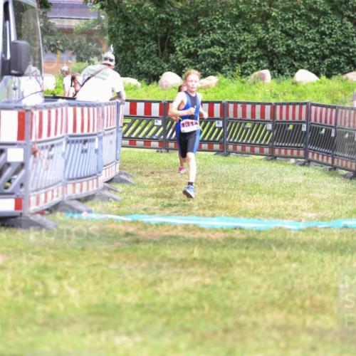 21.06.2026 - 29. Vierlanden-Triathlon Andreas Tolksdorf http://msf.ph/oto/9917118 21.06.2026 15:07:17 Ziel 1296, 1312, 1328 meine-sportfotos.de