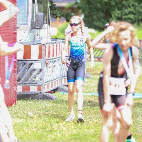 21.06.2026 - 29. Vierlanden-Triathlon Andreas Tolksdorf http://msf.ph/oto/9917204 21.06.2026 15:07:47 Ziel 1272, 1276, 1284, 1313, 1333 meine-sportfotos.de