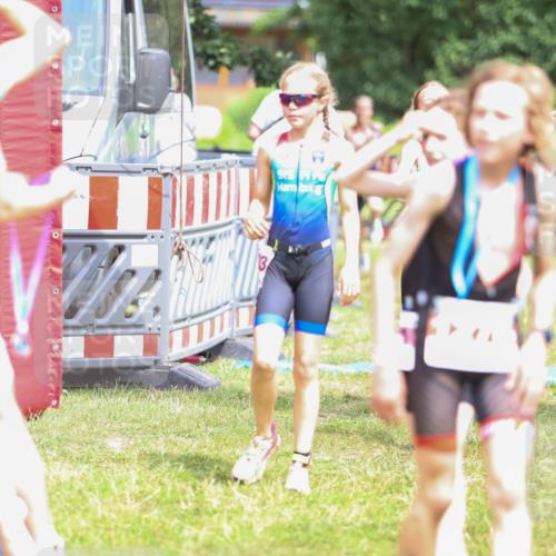 21.06.2026 - 29. Vierlanden-Triathlon Andreas Tolksdorf http://msf.ph/oto/9917211 21.06.2026 15:07:47 Ziel 1272, 1276, 1284, 1313, 1333 meine-sportfotos.de