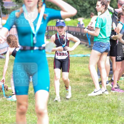 21.06.2026 - 29. Vierlanden-Triathlon Andreas Tolksdorf http://msf.ph/oto/9917251 21.06.2026 15:08:35 Ziel 1231, 1265, 1299, 1300, 1323, 1324 meine-sportfotos.de