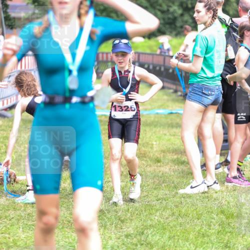 21.06.2026 - 29. Vierlanden-Triathlon Andreas Tolksdorf http://msf.ph/oto/9917252 21.06.2026 15:08:35 Ziel 1231, 1265, 1299, 1300, 1323, 1324 meine-sportfotos.de