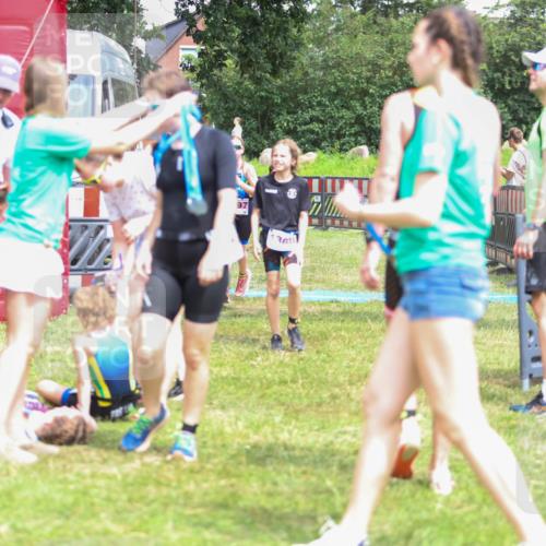 21.06.2026 - 29. Vierlanden-Triathlon Andreas Tolksdorf http://msf.ph/oto/9917277 21.06.2026 15:08:54 Ziel 1254, 1297 meine-sportfotos.de