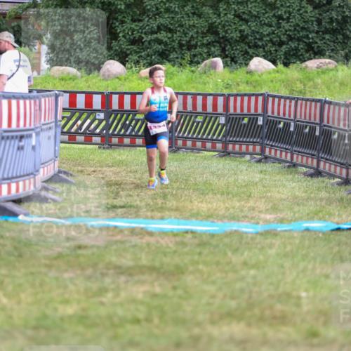 21.06.2026 - 29. Vierlanden-Triathlon Andreas Tolksdorf http://msf.ph/oto/9917353 21.06.2026 15:10:21 Ziel 1287, 1334 meine-sportfotos.de