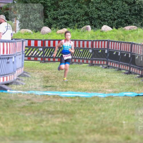 21.06.2026 - 29. Vierlanden-Triathlon Andreas Tolksdorf http://msf.ph/oto/9917358 21.06.2026 15:10:21 Ziel 1287, 1334 meine-sportfotos.de