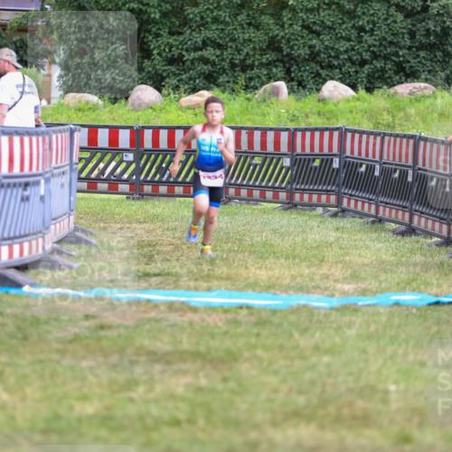 21.06.2026 - 29. Vierlanden-Triathlon Andreas Tolksdorf http://msf.ph/oto/9917359 21.06.2026 15:10:21 Ziel 1287, 1334 meine-sportfotos.de