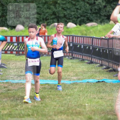 21.06.2026 - 29. Vierlanden-Triathlon Andreas Tolksdorf http://msf.ph/oto/9917384 21.06.2026 15:10:25 Ziel 1287, 1334 meine-sportfotos.de