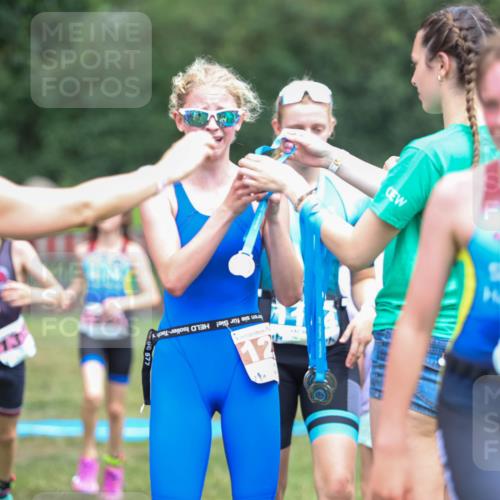 21.06.2026 - 29. Vierlanden-Triathlon Andreas Tolksdorf http://msf.ph/oto/9917439 21.06.2026 15:10:57 Ziel 1233, 1273, 1311, 1321 meine-sportfotos.de