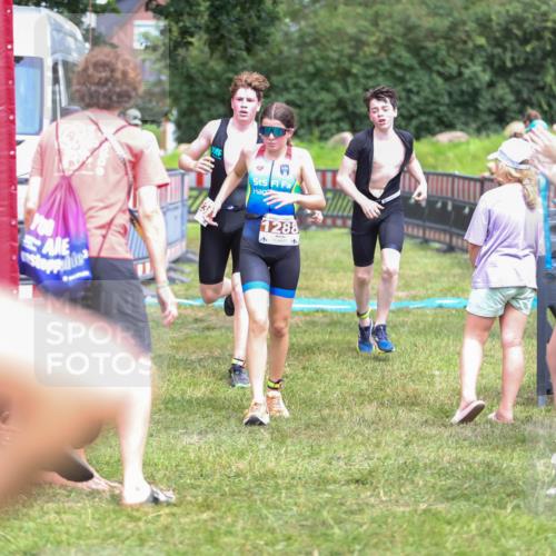 21.06.2026 - 29. Vierlanden-Triathlon Andreas Tolksdorf http://msf.ph/oto/9917453 21.06.2026 15:11:19 Ziel 1230, 1244, 1257, 1275, 1288, 1332 meine-sportfotos.de