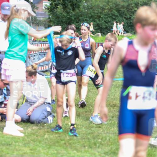 21.06.2026 - 29. Vierlanden-Triathlon Andreas Tolksdorf http://msf.ph/oto/9917513 21.06.2026 15:12:59 Ziel 1249, 1258, 1260, 1290, 1298, 1318 meine-sportfotos.de