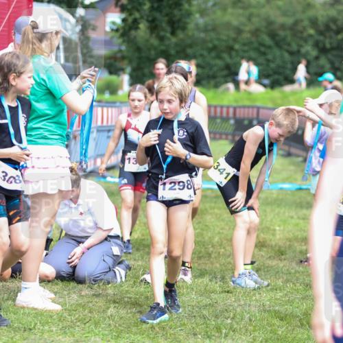 21.06.2026 - 29. Vierlanden-Triathlon Andreas Tolksdorf http://msf.ph/oto/9917515 21.06.2026 15:13:00 Ziel 1249, 1258, 1260, 1290, 1298, 1318 meine-sportfotos.de