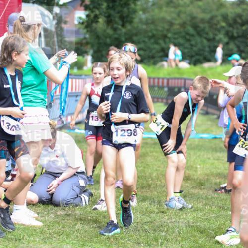21.06.2026 - 29. Vierlanden-Triathlon Andreas Tolksdorf http://msf.ph/oto/9917518 21.06.2026 15:13:00 Ziel 1249, 1258, 1260, 1290, 1298, 1318 meine-sportfotos.de
