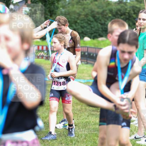 21.06.2026 - 29. Vierlanden-Triathlon Andreas Tolksdorf http://msf.ph/oto/9917534 21.06.2026 15:13:06 Ziel 1249, 1264 meine-sportfotos.de