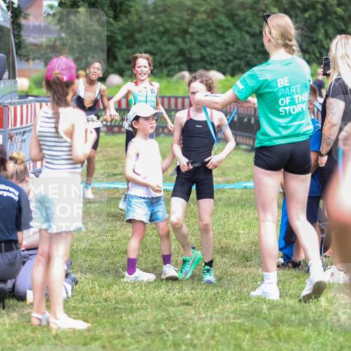 21.06.2026 - 29. Vierlanden-Triathlon Andreas Tolksdorf http://msf.ph/oto/9917561 21.06.2026 15:13:24 Ziel 1229, 1253, 1310 meine-sportfotos.de