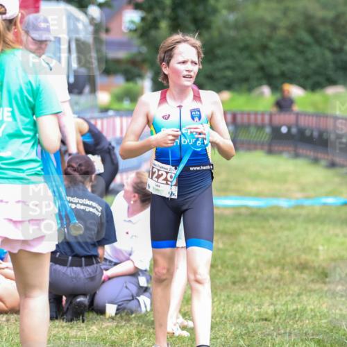 21.06.2026 - 29. Vierlanden-Triathlon Andreas Tolksdorf http://msf.ph/oto/9917577 21.06.2026 15:13:29 Ziel 1229, 1253, 1261, 1310 meine-sportfotos.de