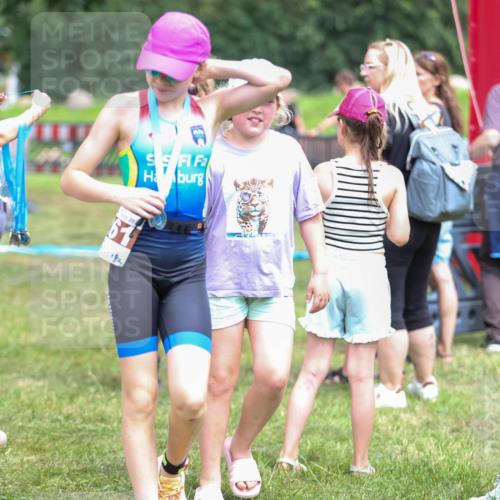 21.06.2026 - 29. Vierlanden-Triathlon Andreas Tolksdorf http://msf.ph/oto/9917598 21.06.2026 15:13:46 Ziel 1306 meine-sportfotos.de