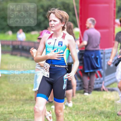 21.06.2026 - 29. Vierlanden-Triathlon Andreas Tolksdorf http://msf.ph/oto/9917617 21.06.2026 15:13:51 Ziel 1320, 1335 meine-sportfotos.de