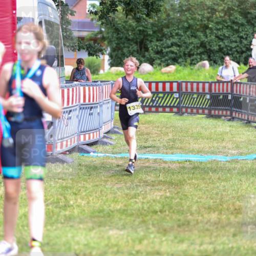 21.06.2026 - 29. Vierlanden-Triathlon Andreas Tolksdorf http://msf.ph/oto/9917644 21.06.2026 15:14:02 Ziel 1320, 1335 meine-sportfotos.de
