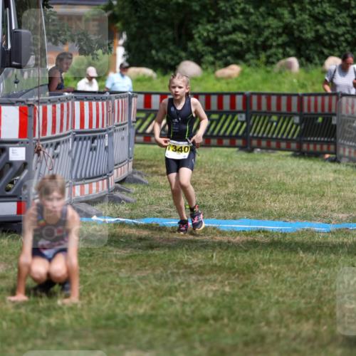 21.06.2026 - 29. Vierlanden-Triathlon Andreas Tolksdorf http://msf.ph/oto/9917707 21.06.2026 15:14:45 Ziel 1326, 1340 meine-sportfotos.de