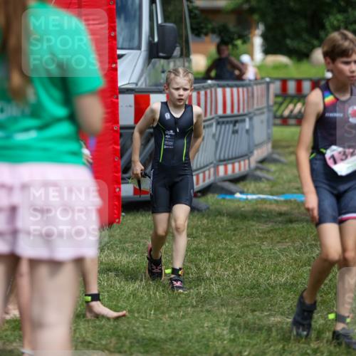 21.06.2026 - 29. Vierlanden-Triathlon Andreas Tolksdorf http://msf.ph/oto/9917736 21.06.2026 15:14:50 Ziel 1266, 1340 meine-sportfotos.de