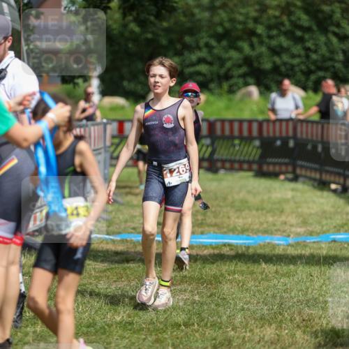 21.06.2026 - 29. Vierlanden-Triathlon Andreas Tolksdorf http://msf.ph/oto/9917759 21.06.2026 15:15:23 Ziel 1236, 1269, 1294, 1309 meine-sportfotos.de