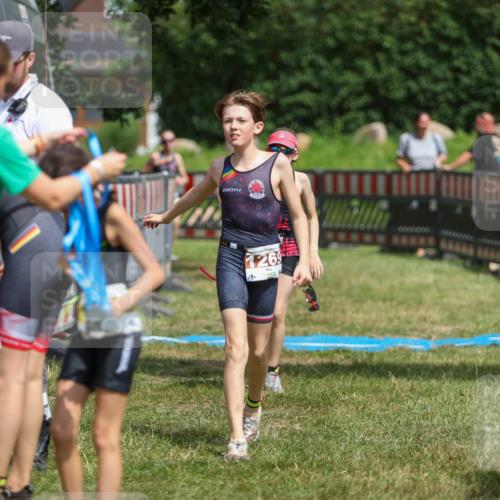 21.06.2026 - 29. Vierlanden-Triathlon Andreas Tolksdorf http://msf.ph/oto/9917763 21.06.2026 15:15:24 Ziel 1236, 1269, 1294, 1309 meine-sportfotos.de