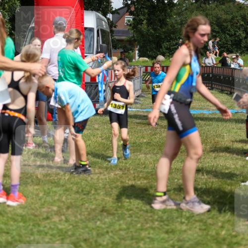 21.06.2026 - 29. Vierlanden-Triathlon Andreas Tolksdorf http://msf.ph/oto/9917807 21.06.2026 15:15:45 Ziel 1274, 1351 meine-sportfotos.de