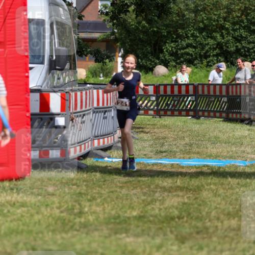 21.06.2026 - 29. Vierlanden-Triathlon Andreas Tolksdorf http://msf.ph/oto/9917883 21.06.2026 15:17:24 Ziel 1241, 1316 meine-sportfotos.de