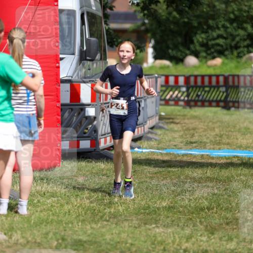 21.06.2026 - 29. Vierlanden-Triathlon Andreas Tolksdorf http://msf.ph/oto/9917891 21.06.2026 15:17:25 Ziel 1241, 1316 meine-sportfotos.de