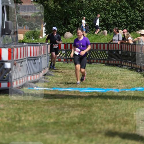 21.06.2026 - 29. Vierlanden-Triathlon Andreas Tolksdorf http://msf.ph/oto/9917895 21.06.2026 15:17:32 Ziel 230, 1316 meine-sportfotos.de