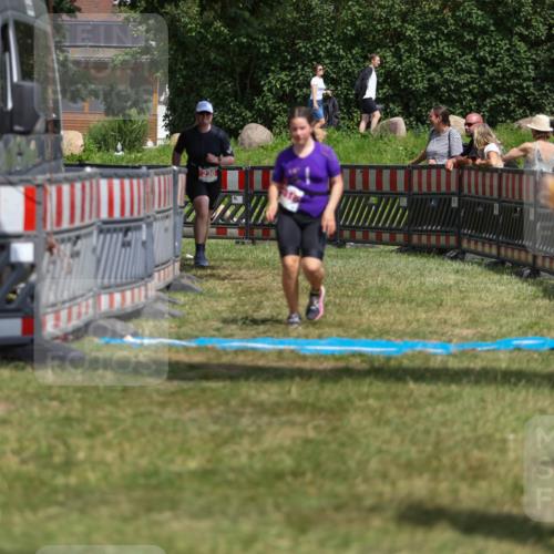 21.06.2026 - 29. Vierlanden-Triathlon Andreas Tolksdorf http://msf.ph/oto/9917896 21.06.2026 15:17:32 Ziel 230, 1316 meine-sportfotos.de
